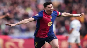 خبر صادم يهز مصير ليفاندوفسكي مع برشلونة هذا الموسم